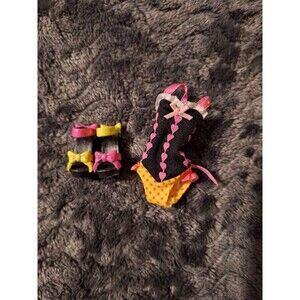 Monster High Gloom Beach Draculaura Swimsuit Shoes